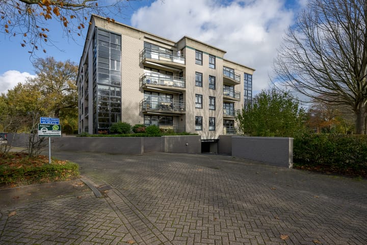 Foto 8 van Badhuisstraat 1