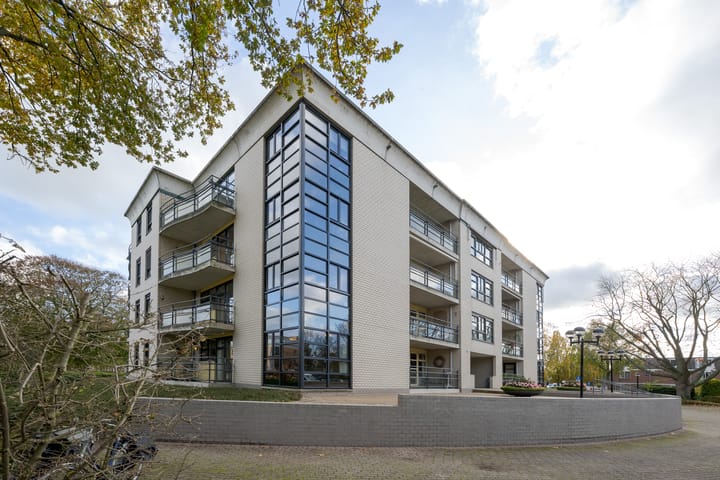 Foto 10 van Badhuisstraat 1