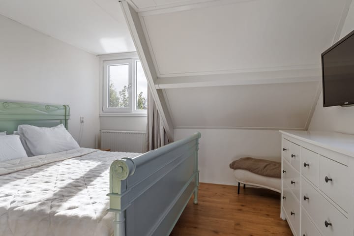 Photo 24 of It Pypke 44