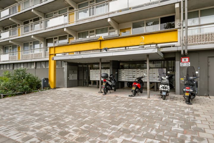 Foto 10 van Bachplein 135