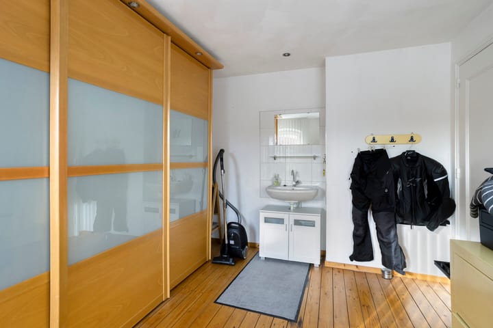 Foto 18 van Dr.Poelsstraat 8