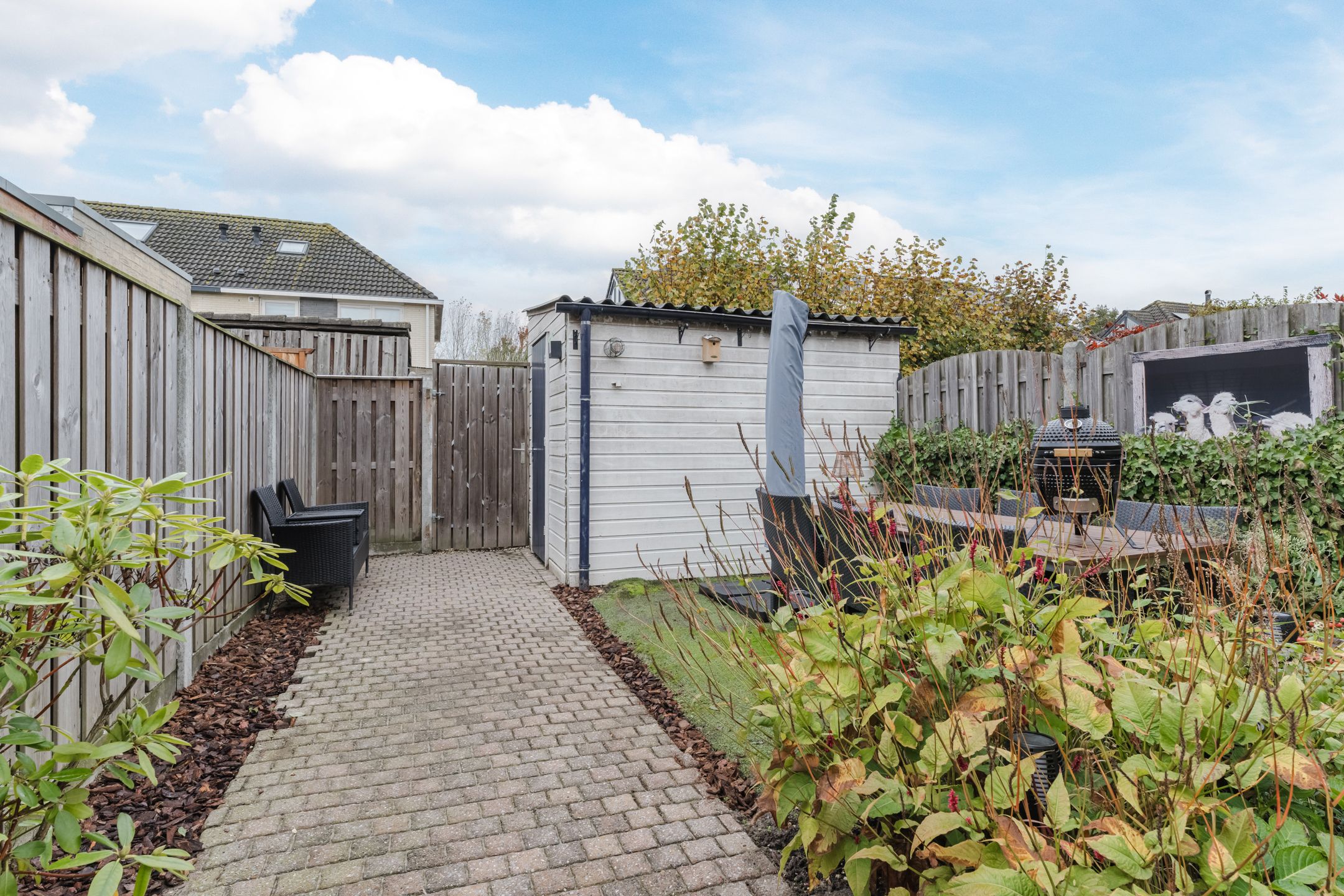 Foto 30 van Megenstraat 67