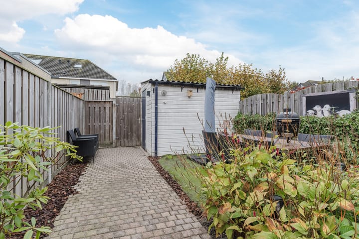 Foto 30 van Megenstraat 67