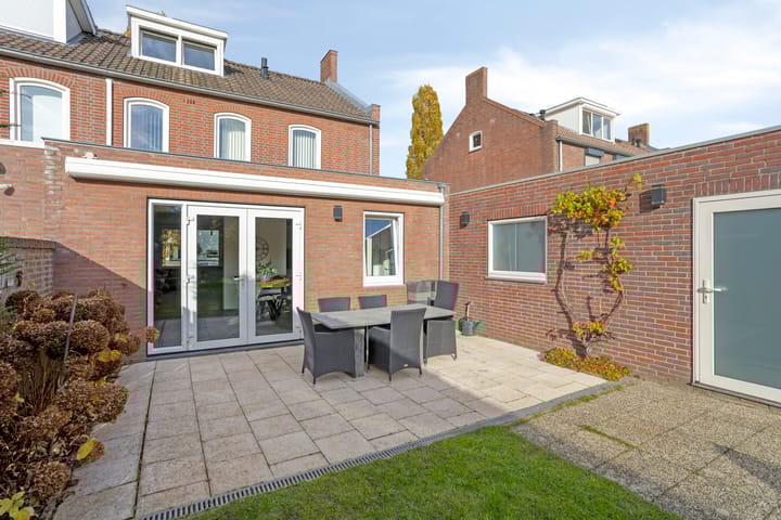 Foto 29 van Dr.Poelsstraat 8