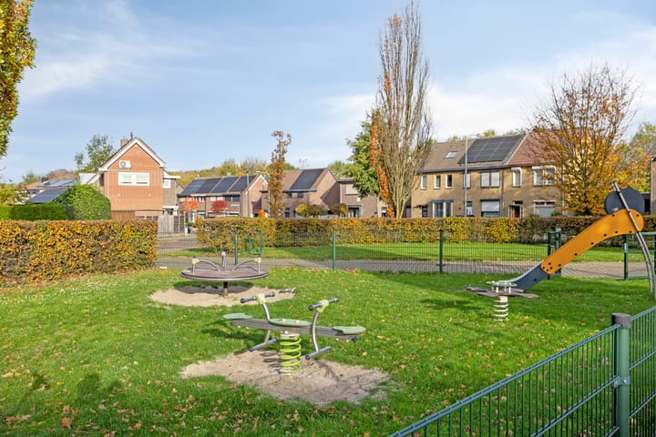 Foto 35 van Dr.Poelsstraat 8