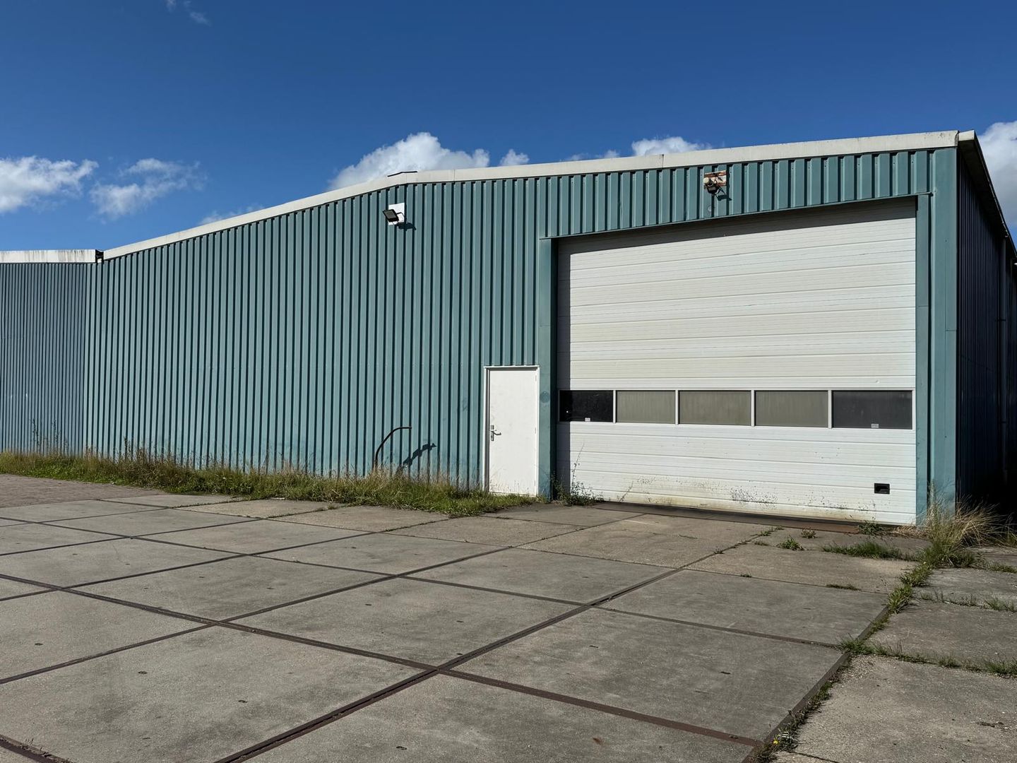 View photo 1 of Hichtumerweg 25