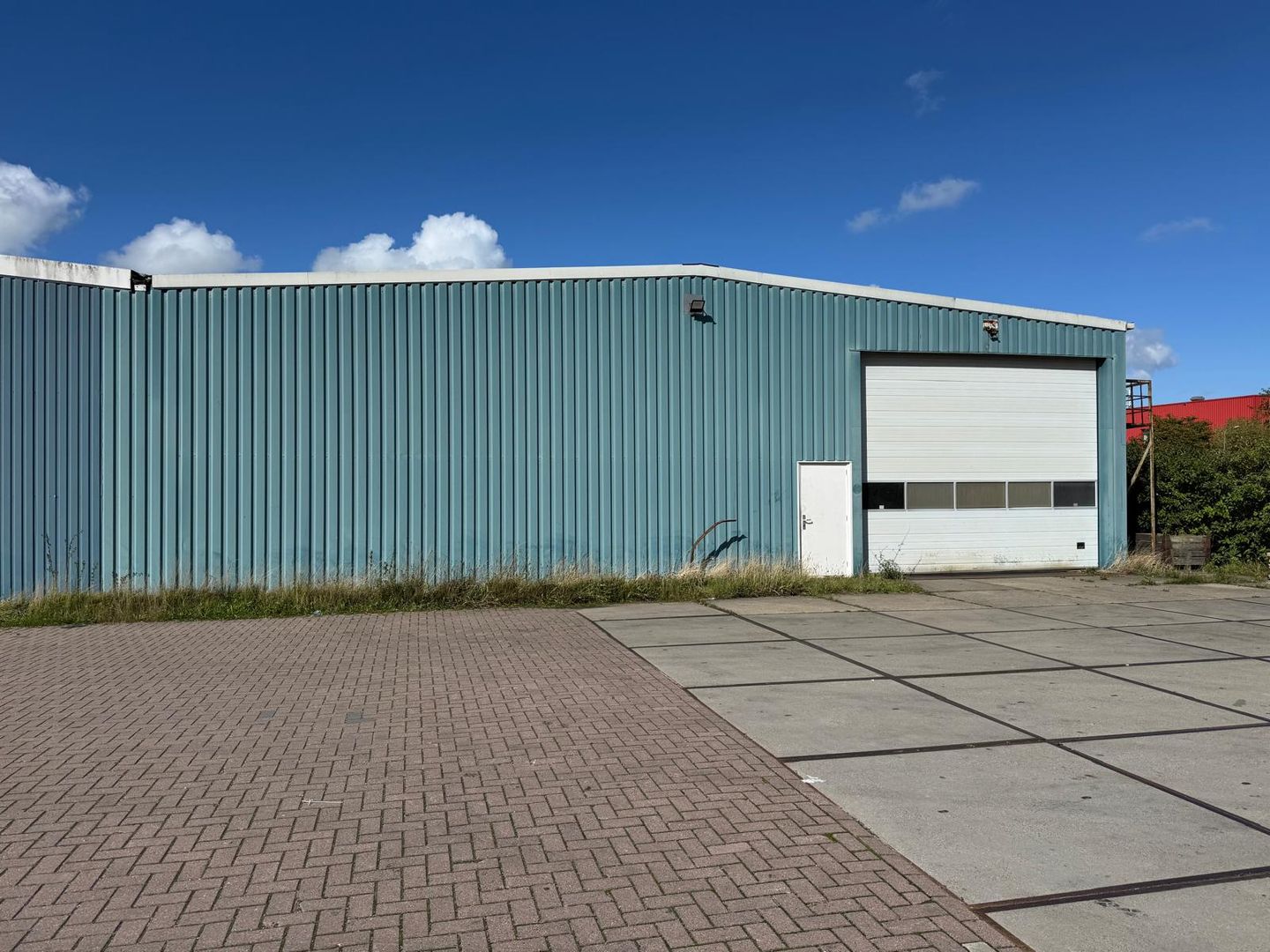 View photo 4 of Hichtumerweg 25