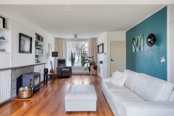 Photo 9 of Dr. Schaepmanstraat 37