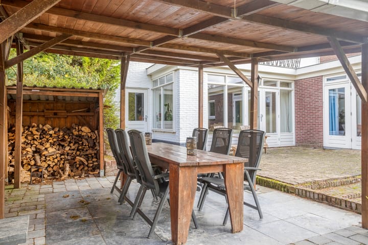 Photo 49 of Dr. Schaepmanstraat 37