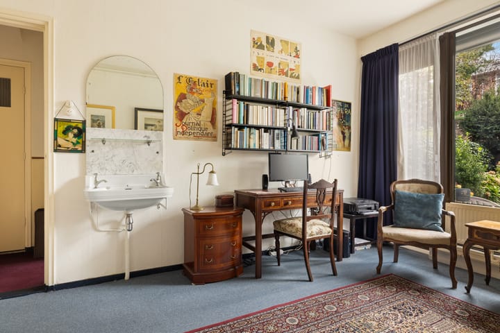 Photo 14 of Cornelis van Alkemadestraat 47