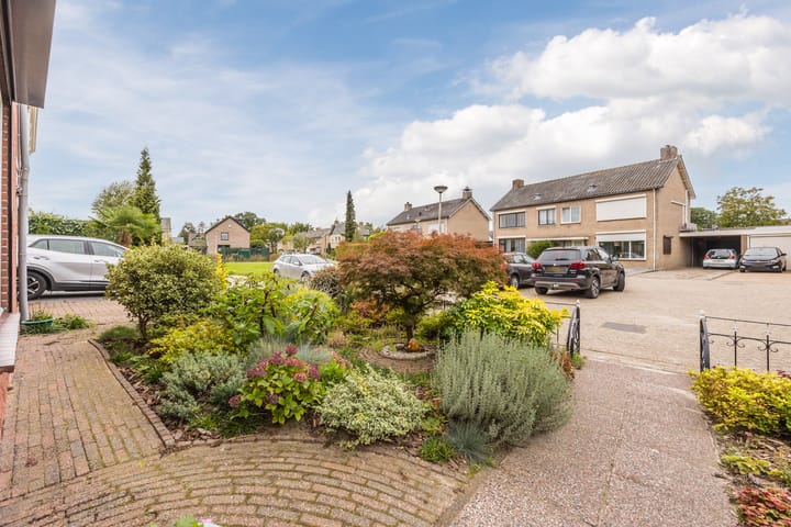 Photo 9 of Hofstraat 27