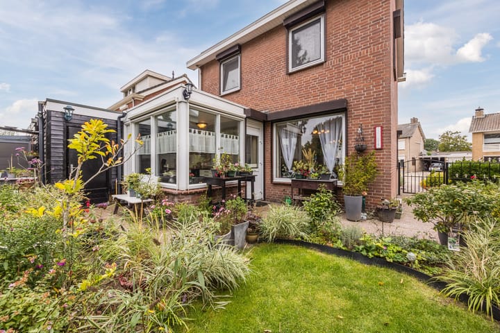 Photo 56 of Hofstraat 27