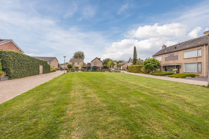 Photo 59 of Hofstraat 27