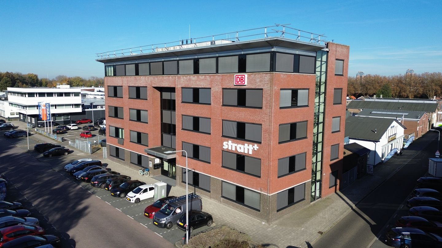 Bekijk foto 1 van H.A. Lorentzstraat 1-A