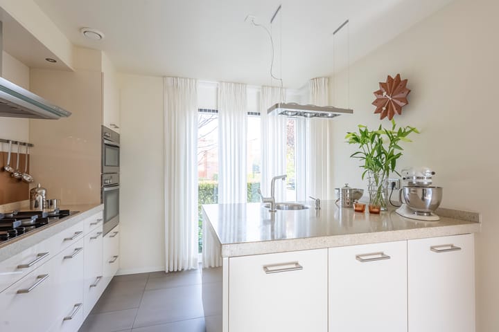 Photo 2 of Schepenenstraat 7