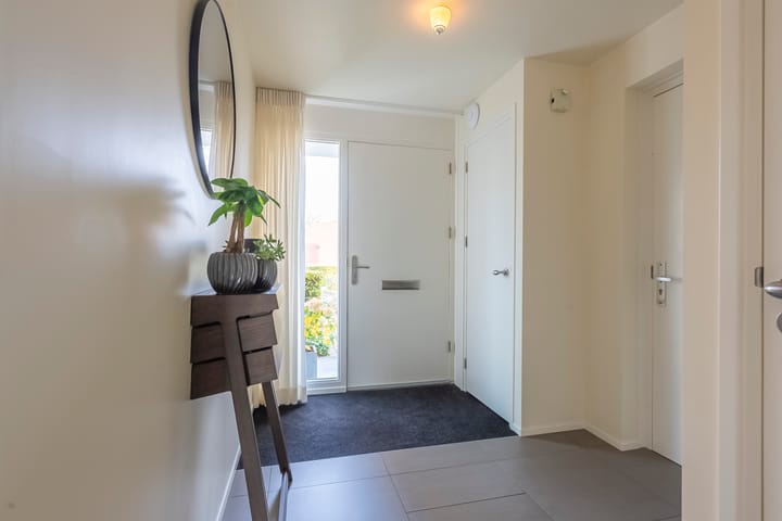 Photo 10 of Schepenenstraat 7