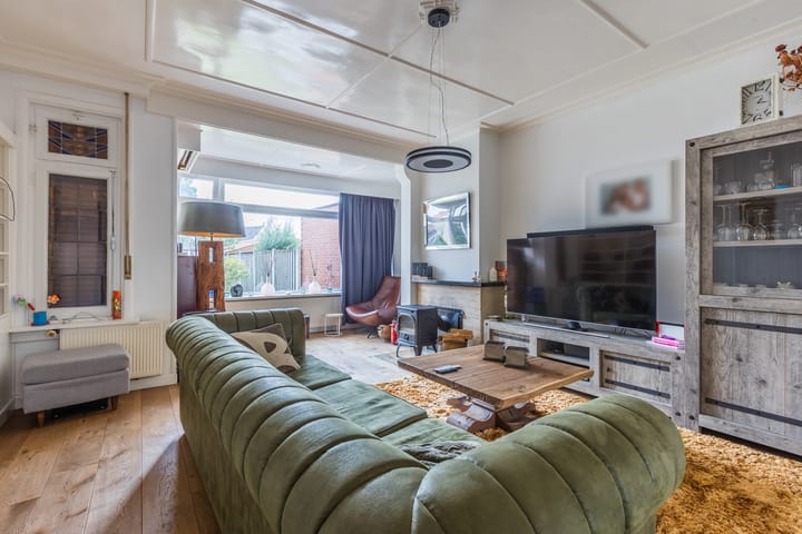 Photo 12 of Voorstraat 8