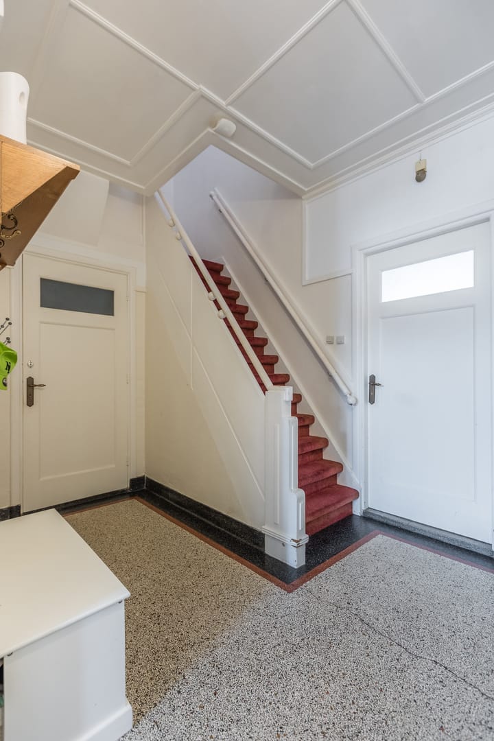 Photo 21 of Voorstraat 8