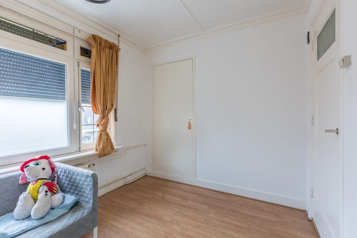 Photo 29 of Voorstraat 8