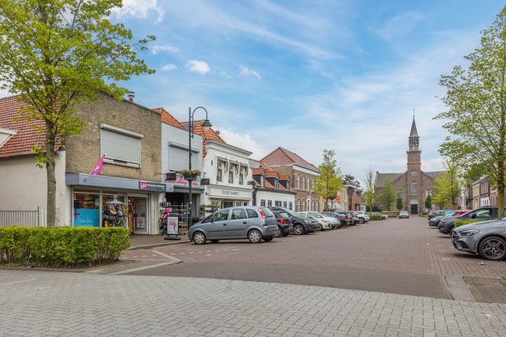 Photo 56 of Voorstraat 8