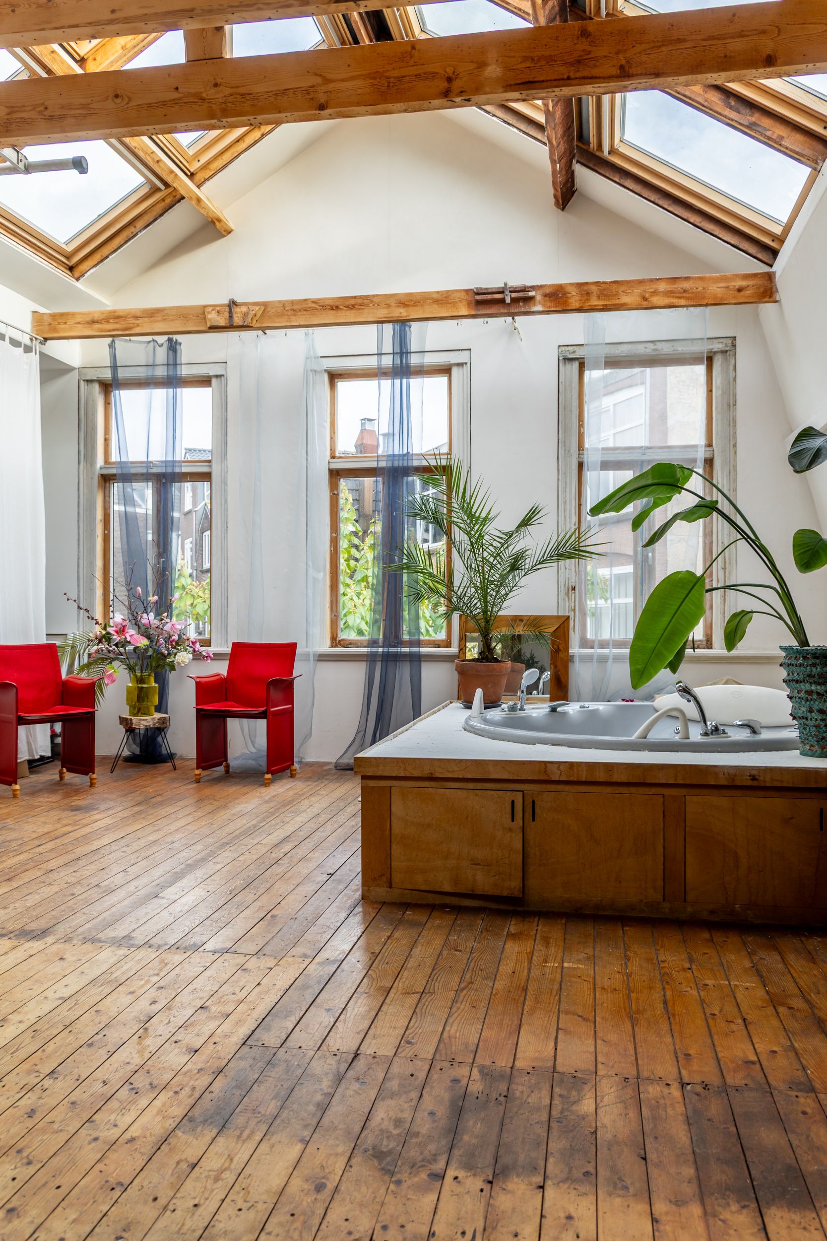 Photo 27 of Heemraadssingel 118-A