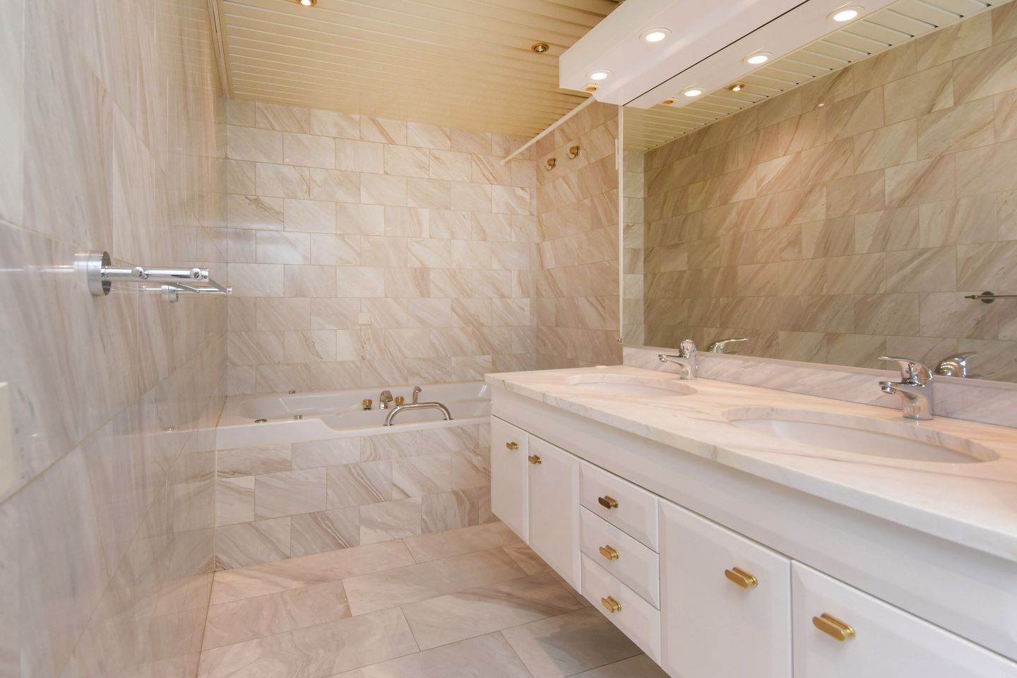 Foto 19 van Theo Mann-Bouwmeesterlaan 88