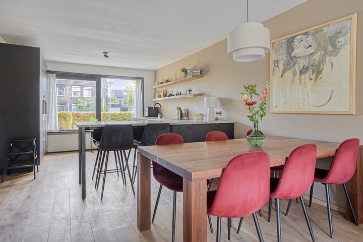 Foto 11 van Hoefbladstraat 12