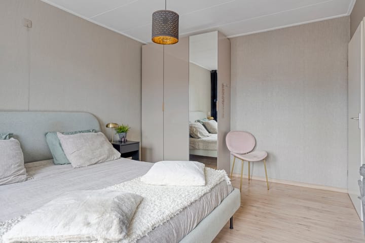 Foto 19 van Hoefbladstraat 12