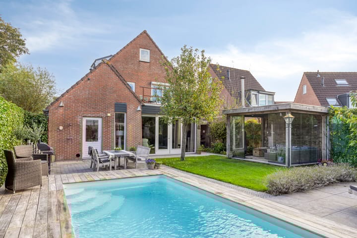 Foto 38 van Hoefbladstraat 12