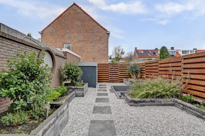 Foto 3 van Larixlaan 34