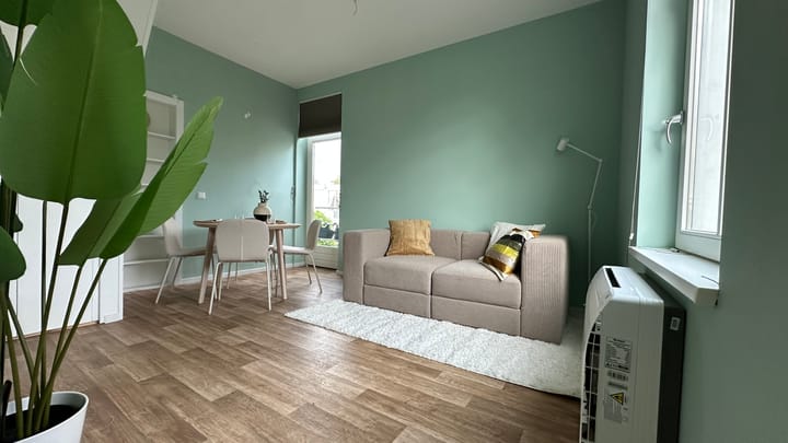 Photo 2 of Zuid-Oostsingel 10-B