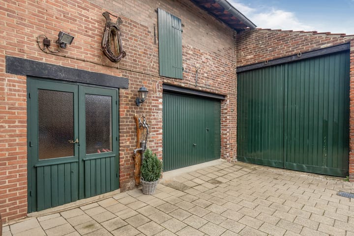 Photo 37 of Schettereind 19