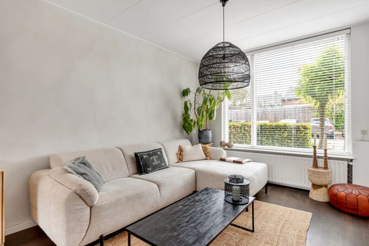 Photo 9 of Professor Eijkmanstraat 9