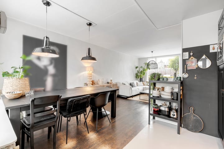 Photo 12 of Professor Eijkmanstraat 9