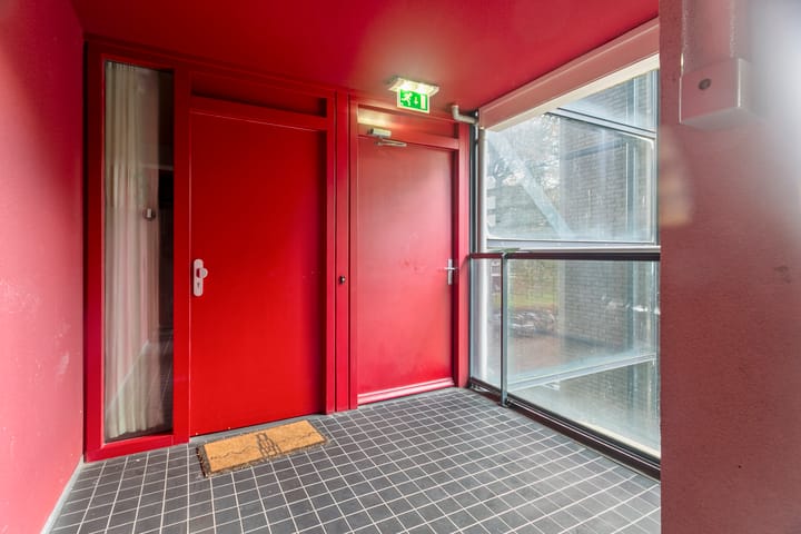 Photo 4 of Zandvoortstraat 3