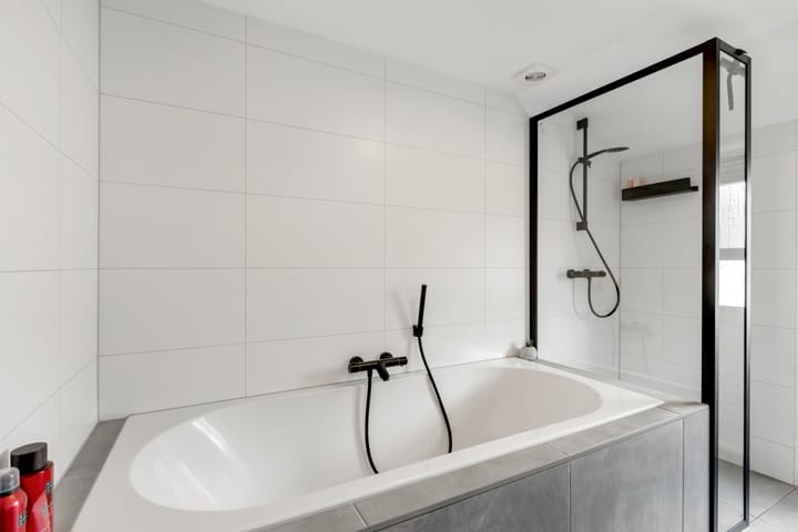 Photo 21 of Professor Eijkmanstraat 9