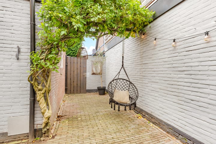 Photo 27 of Professor Eijkmanstraat 9