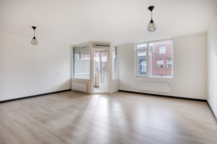 Foto 2 van Van Boetzelaerstraat 21-A