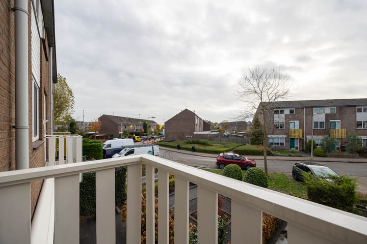 Foto 16 van van Schagenhof 9