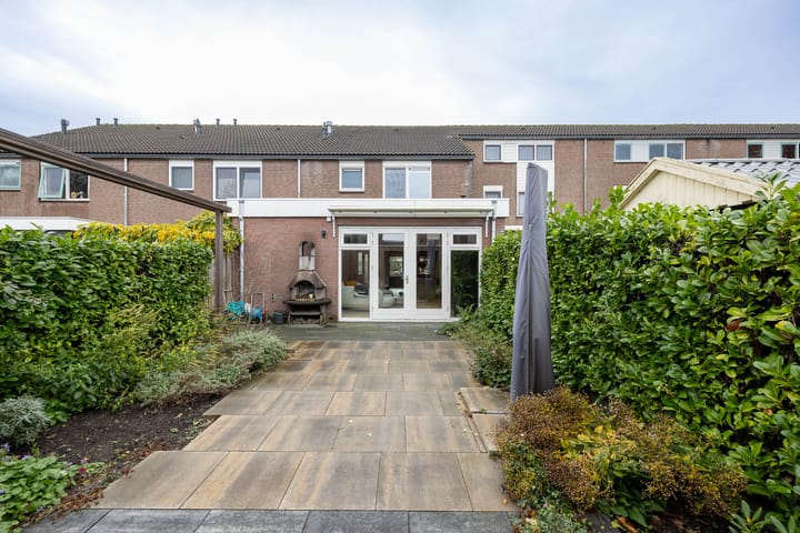 Foto 30 van van Schagenhof 9