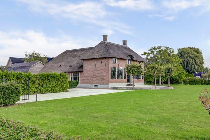 Photo 14 of Ommestraat 3