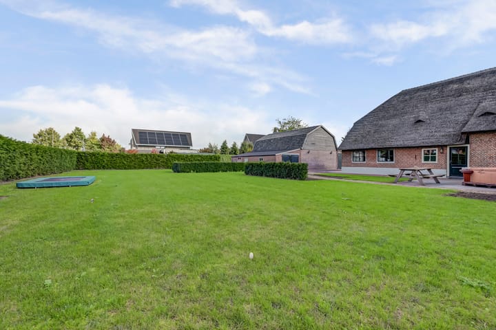 Photo 92 of Ommestraat 3