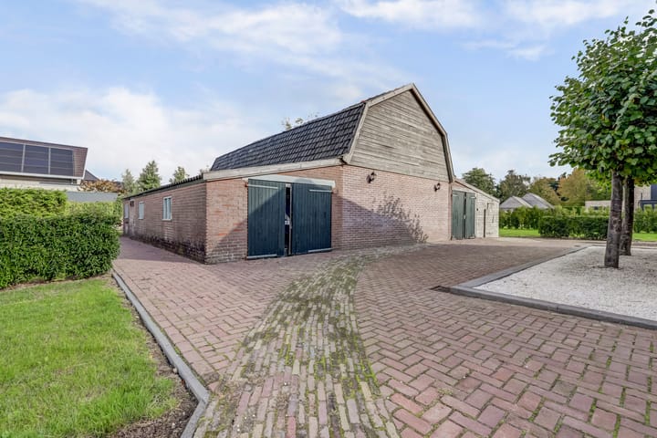 Photo 96 of Ommestraat 3