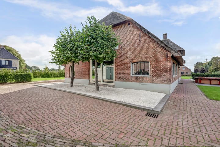 Photo 99 of Ommestraat 3