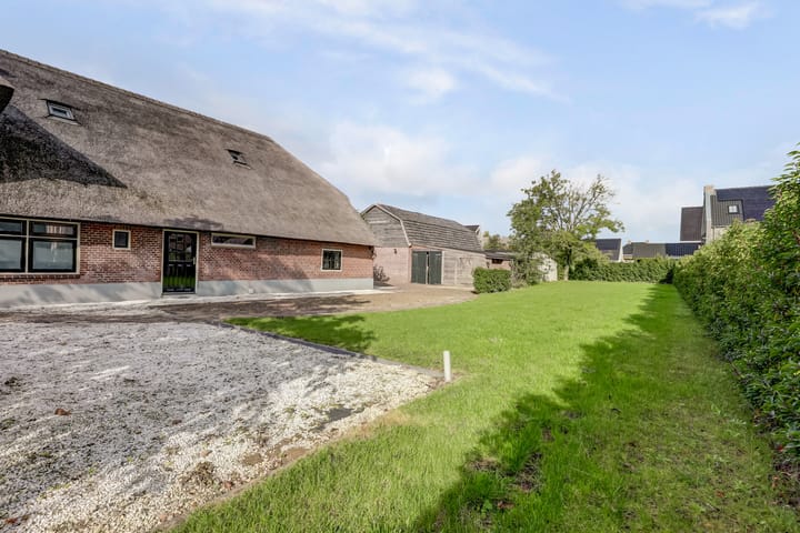 Photo 102 of Ommestraat 3