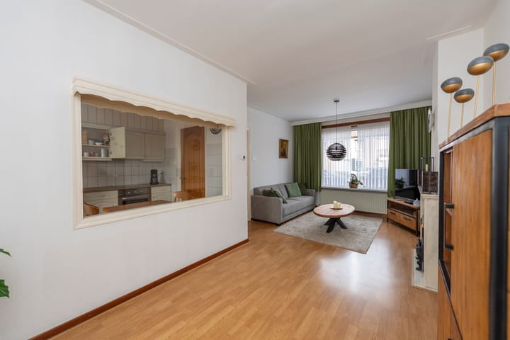 Foto 12 van Oerlesestraat 204