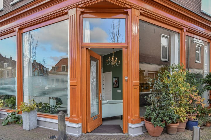 Photo 10 of Oosteinde 191