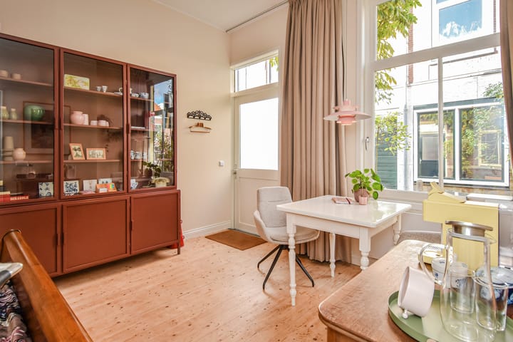 Photo 33 of Oosteinde 191