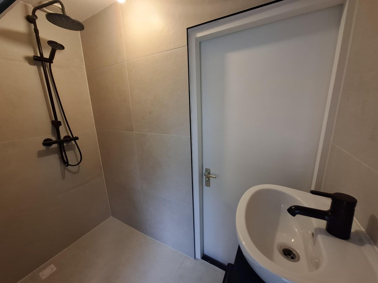 Foto 10 van Merwedestraat 93