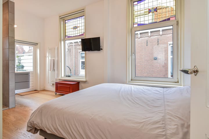 Photo 45 of Oosteinde 191